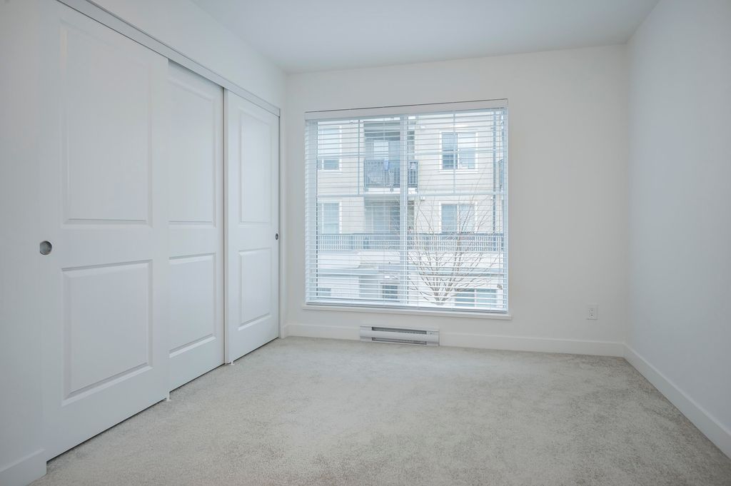listing image 1109441860821920653