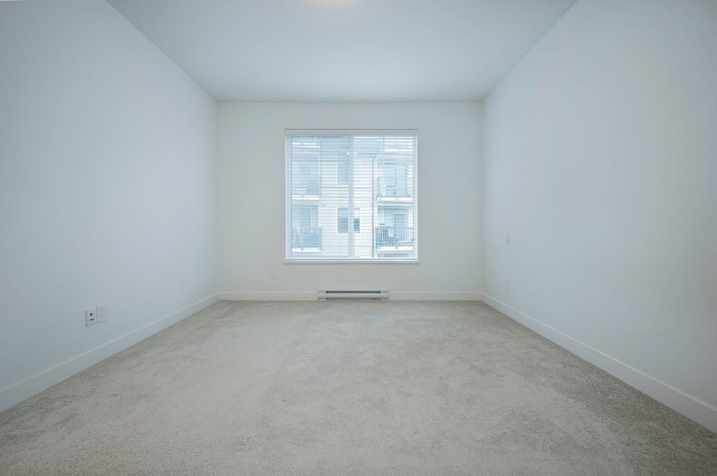 listing image 1105334423591167174
