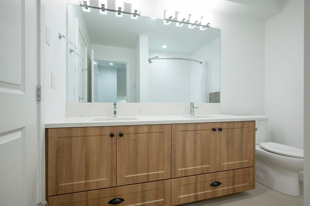 listing image 1108943912863374027