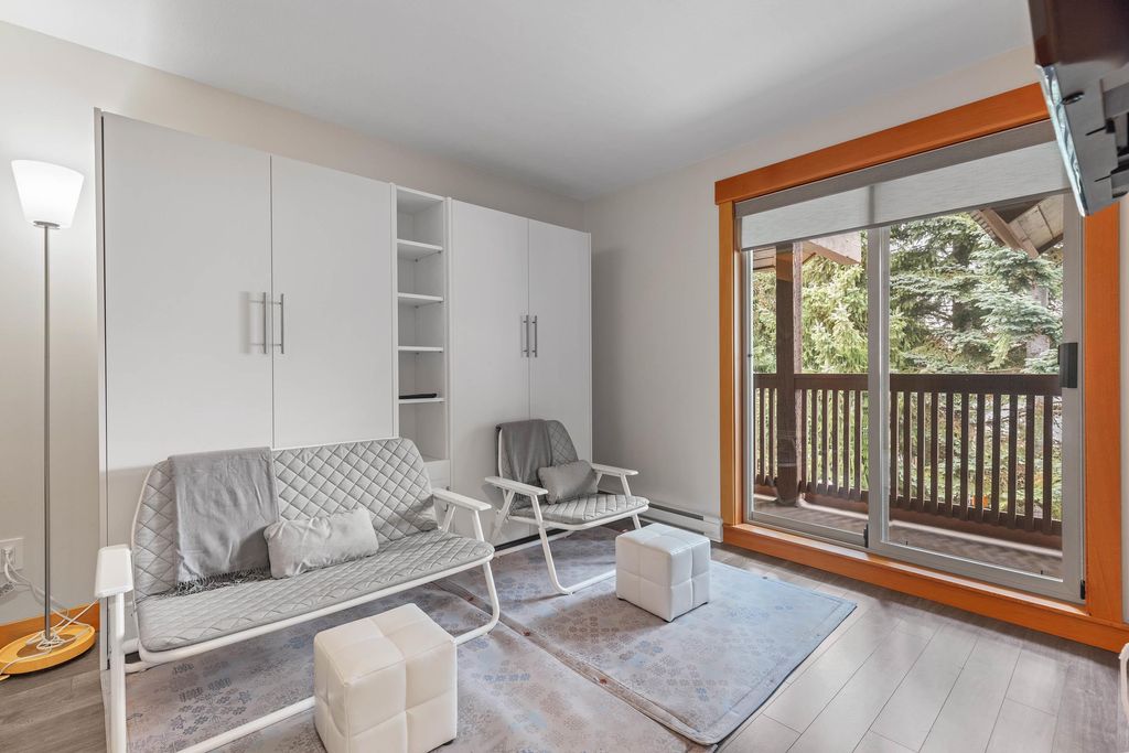 listing image 1100383556373114450