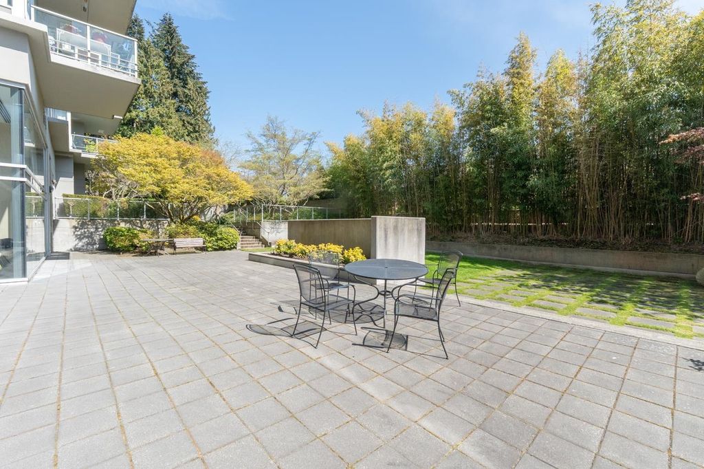listing image 1104392404459507246