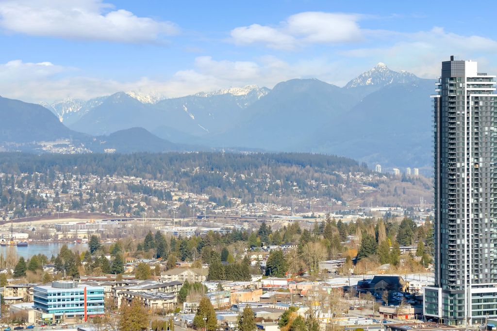 listing image 1103178795975481123