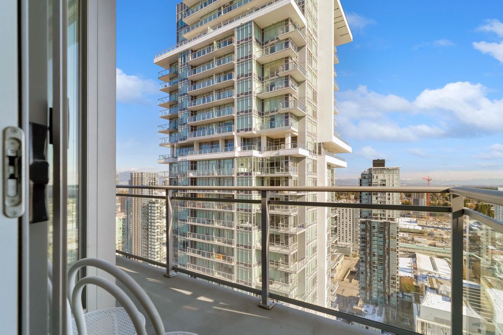 listing image 1108993053411102188