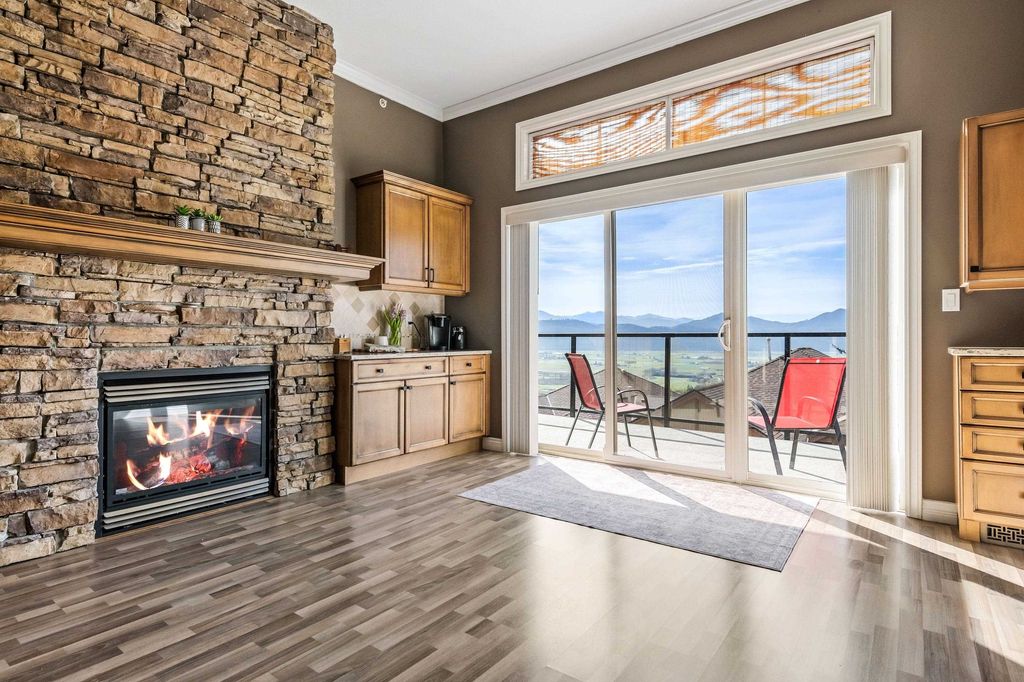 Photo of 35931 Empress Drive #11, Abbotsford, BC V3G 2M8 (MLS # R3110267)