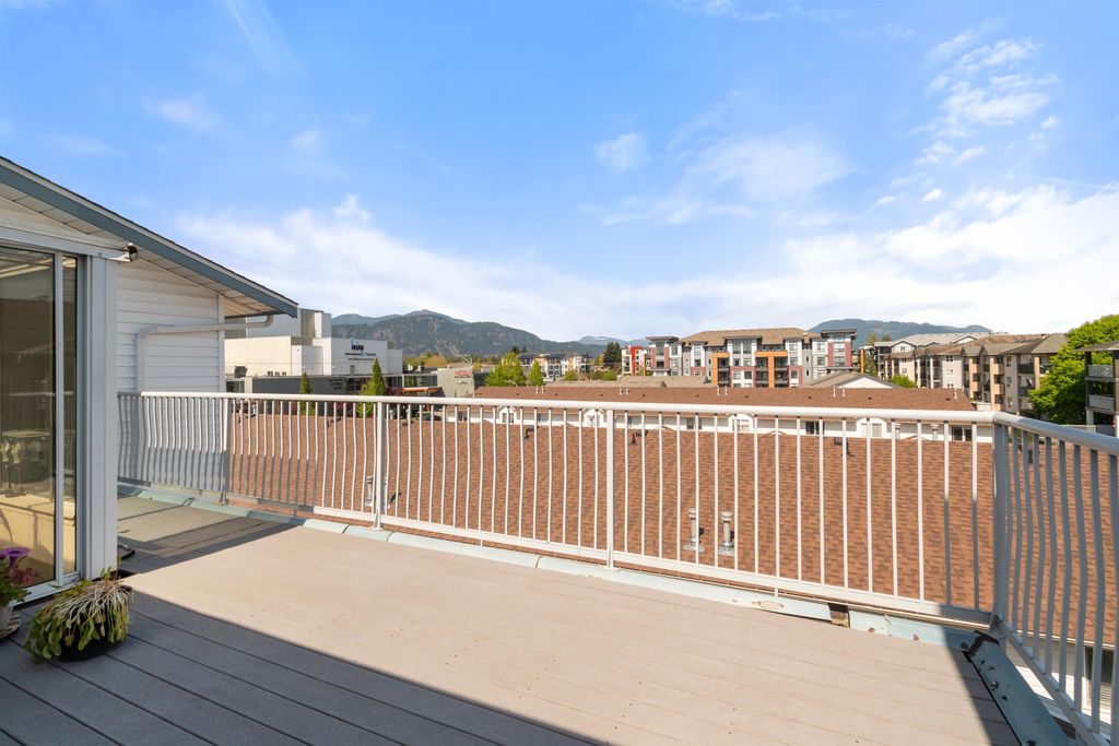 listing image 1109606359236317837