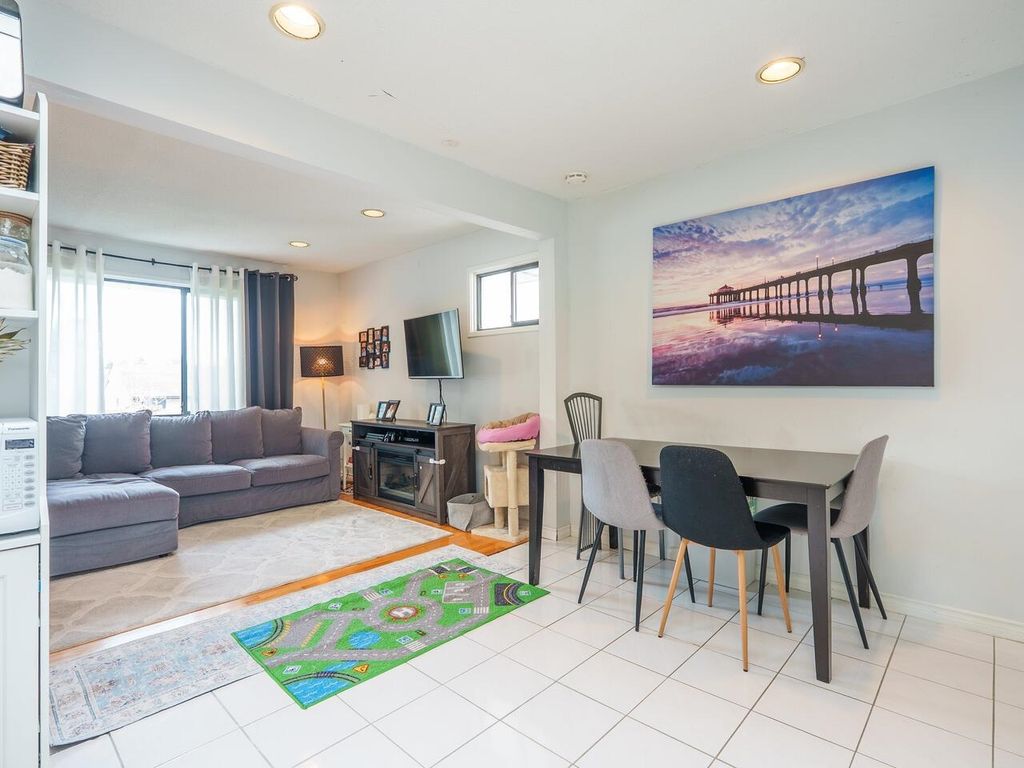 listing image 1101120556438788005