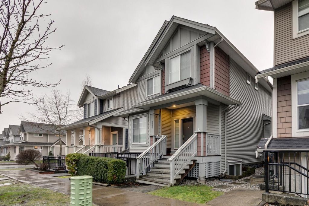 Photo of 18913 67a Avenue, Surrey, BC V4N 6A1 (MLS # R3084826)