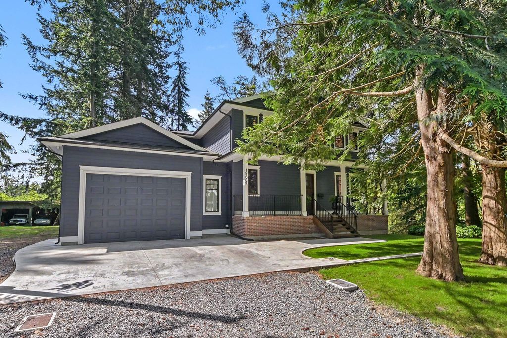 Photo of 19682 44 Avenue, Langley, BC V3A 3E1 (MLS # R3126340)