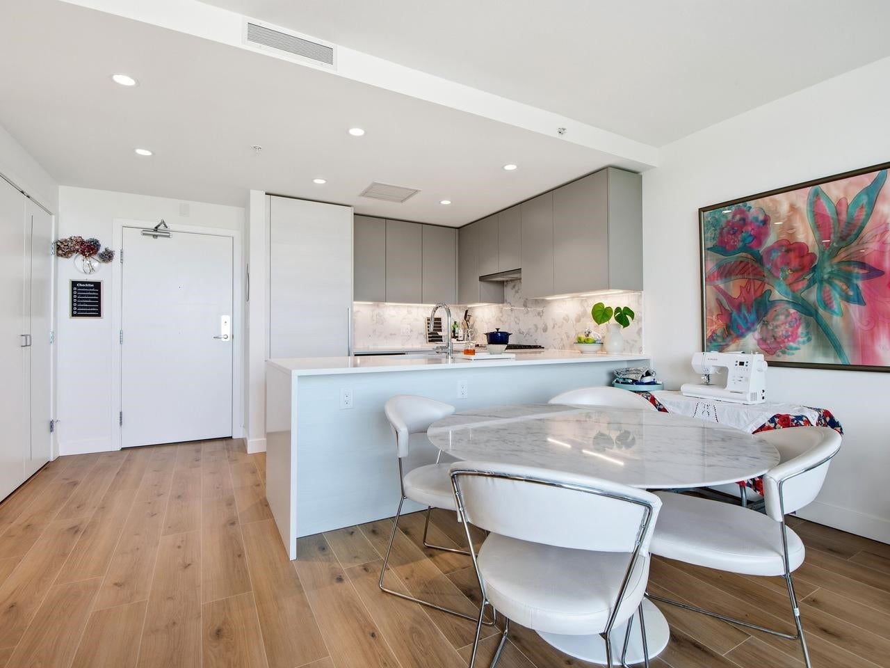8188 Fraser Street 1304