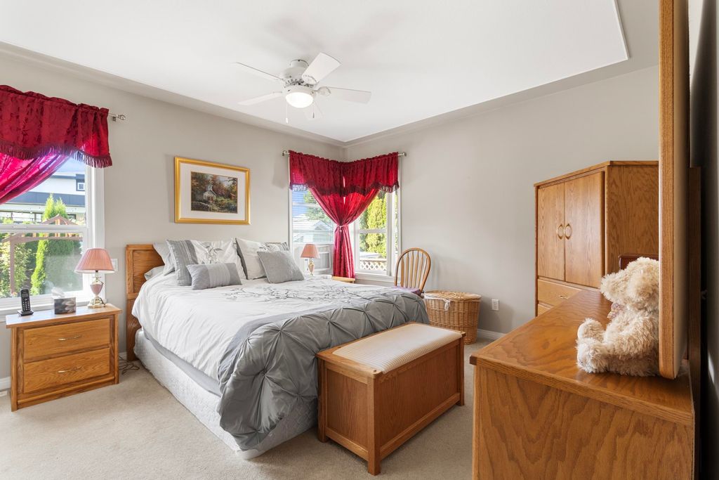 listing image 1102671852878004835