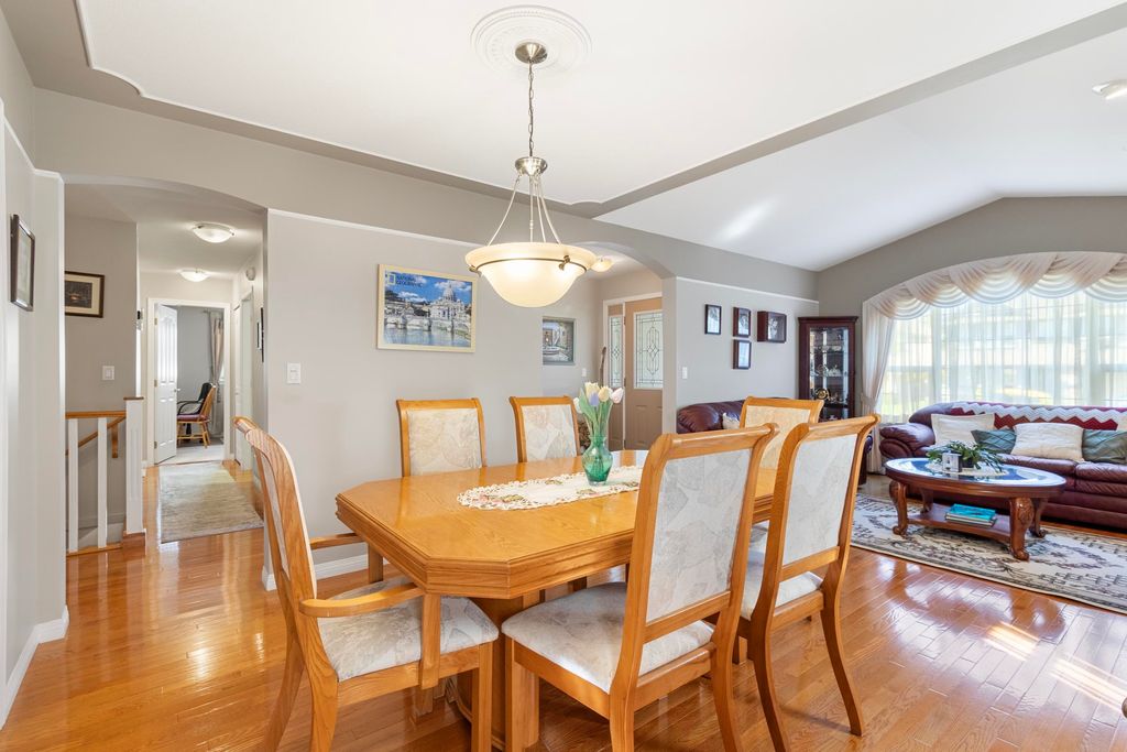 listing image 1102107051324111499