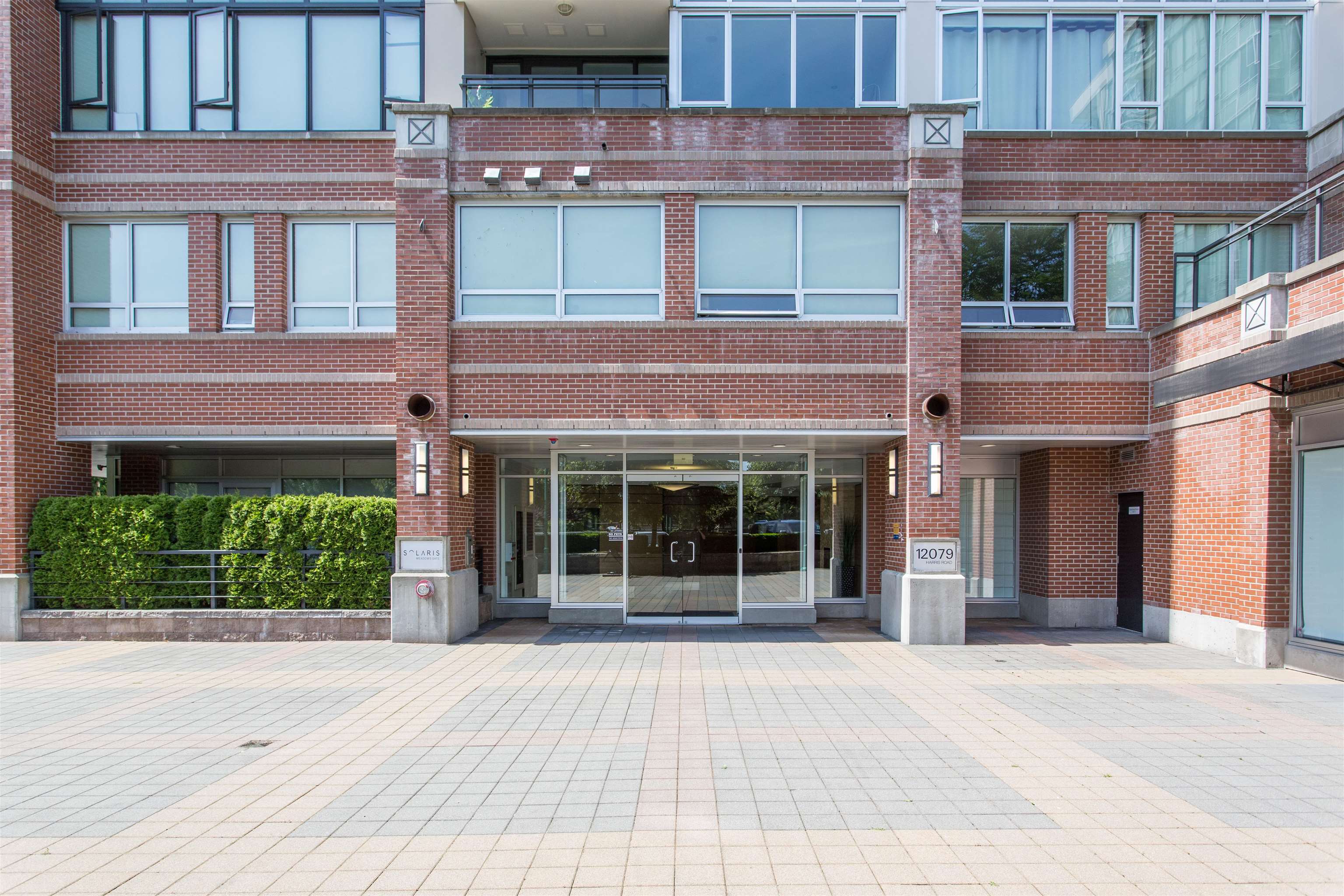 12079 Harris Road 402