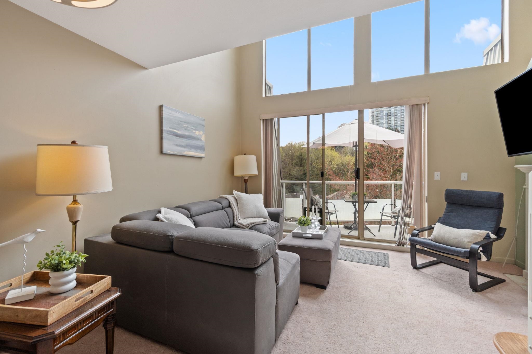 60 Richmond Street 402