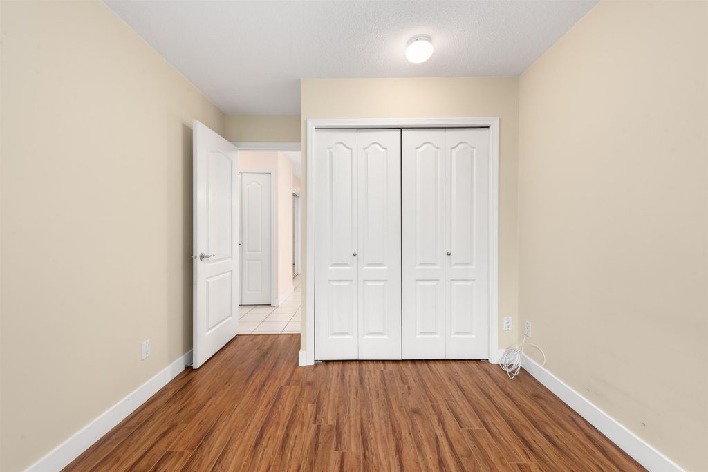 listing image 1103917530033070344