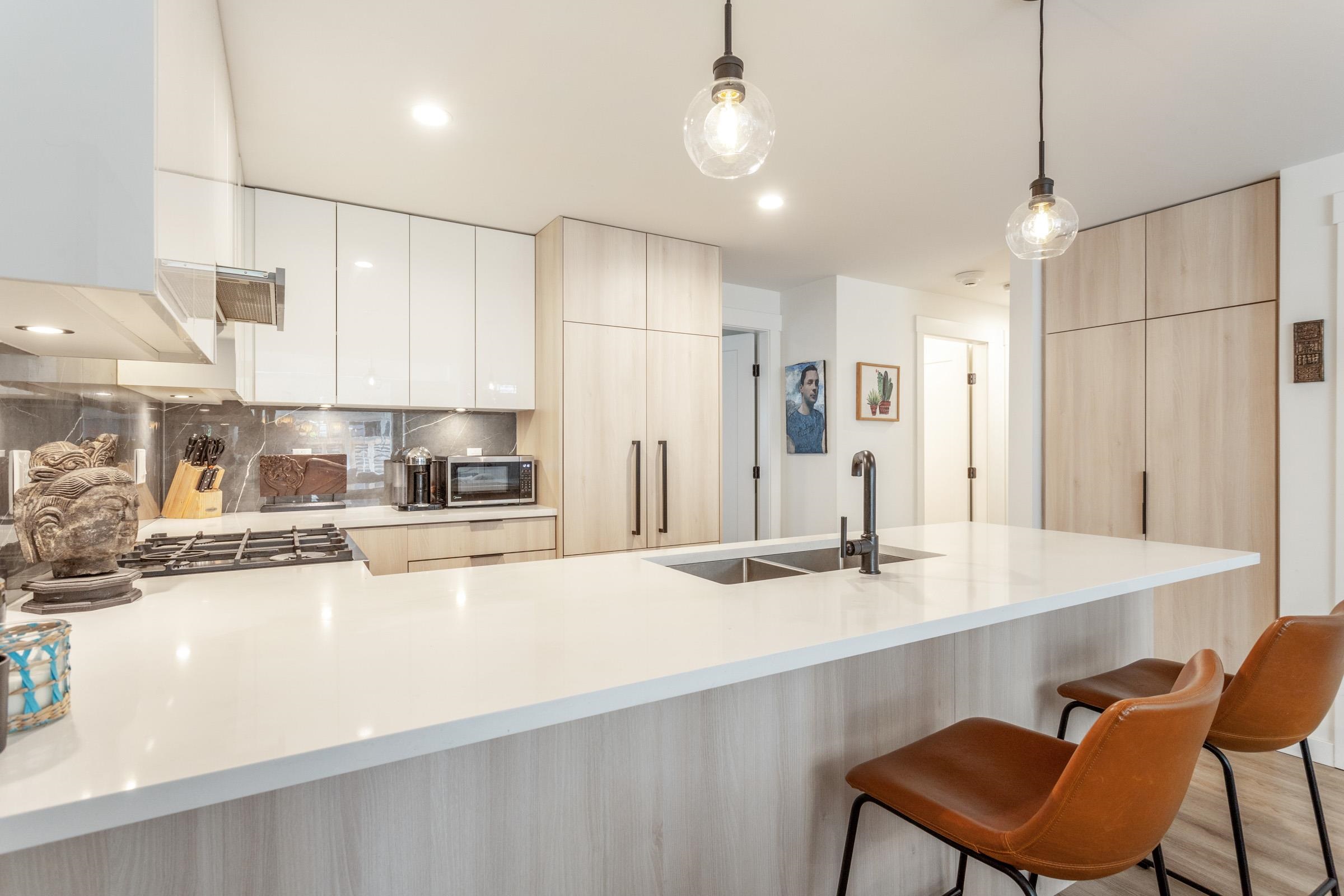 237 Ridgeway Avenue 6