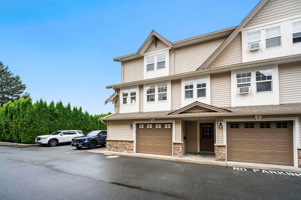 Photo of 46538 First Avenue #3, Chilliwack, BC V2P 1W9 (MLS # R3133254)