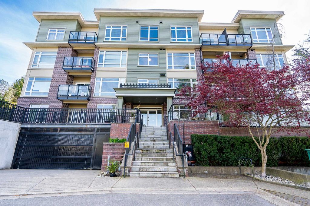 Photo of 11566 224 Street #309, Maple Ridge, BC V2X 5Z7 (MLS # R3114015)