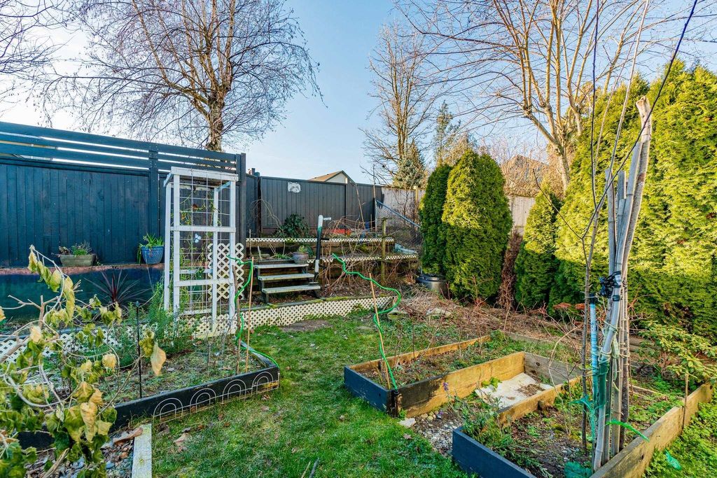 listing image 1103654777675750833