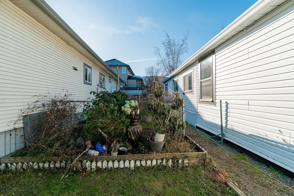 listing image 1103015439072761766