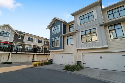 20327 72b Avenue 17 Langley BC V2Y 4J6