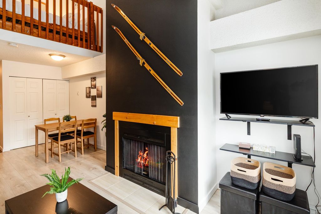 listing image 1105682188267313152