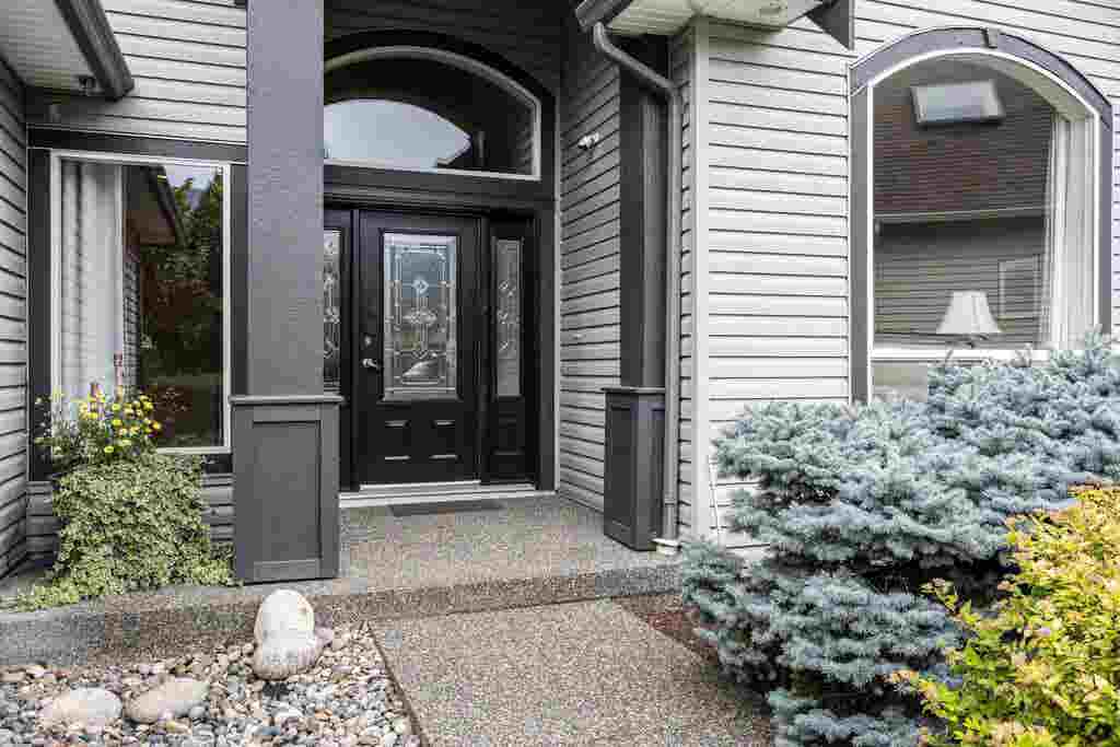 Photo of 44497 Elsie Place, Chilliwack, BC V2R 5N5 (MLS # R3148247)