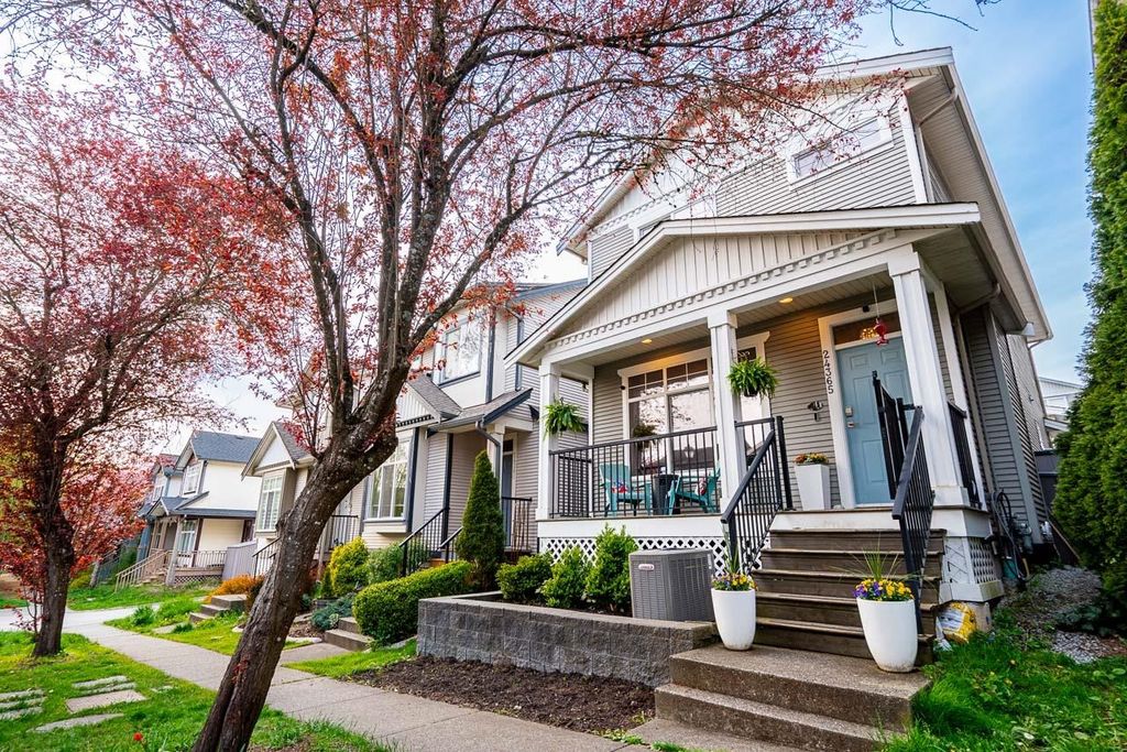 Photo of 24365 102a Avenue, Maple Ridge, BC V2W 2E3 (MLS # R3114331)