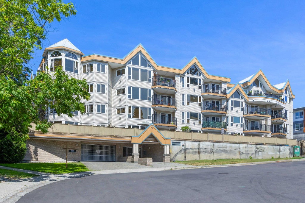 Photo of 11595 Fraser Street #207, Maple Ridge, BC V2X 0X7 (MLS # R3155120)