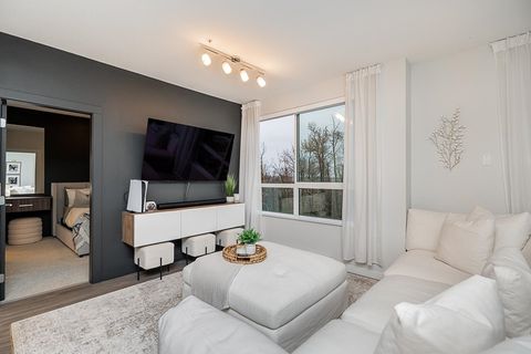 6438 Byrnepark Drive 401 Burnaby BC V3N 0J2