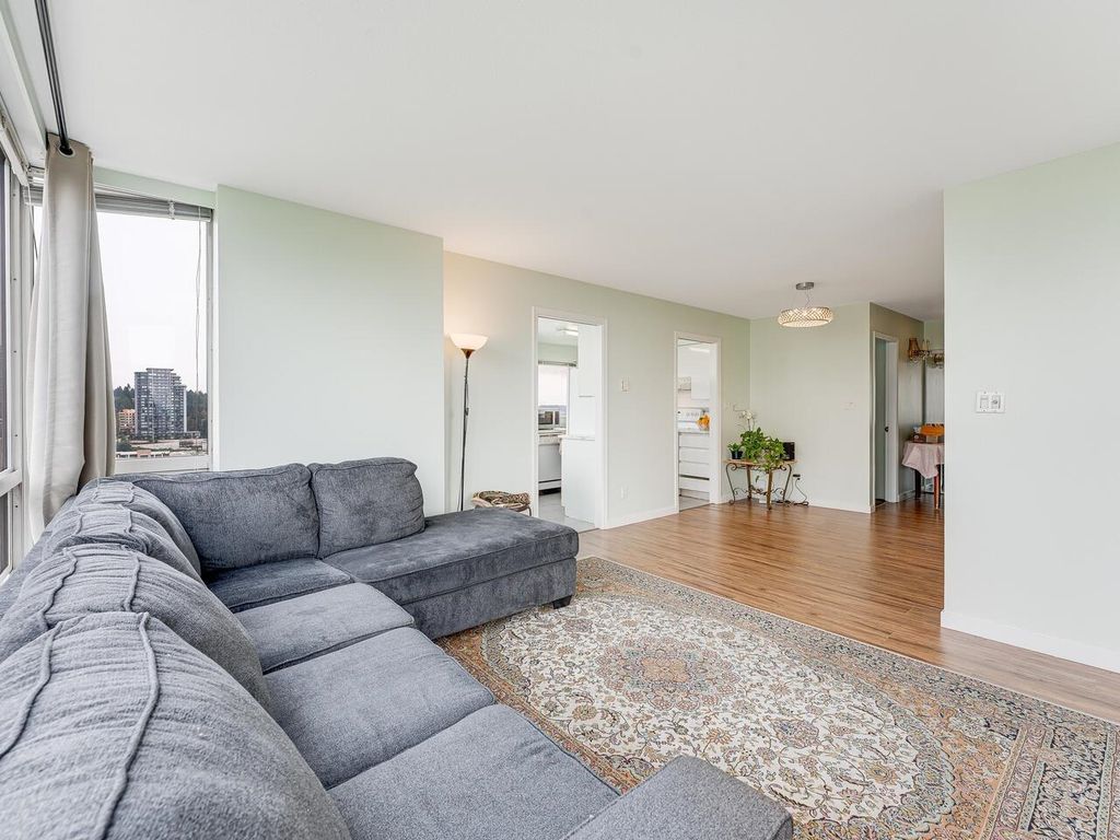 listing image 1108607025981172207