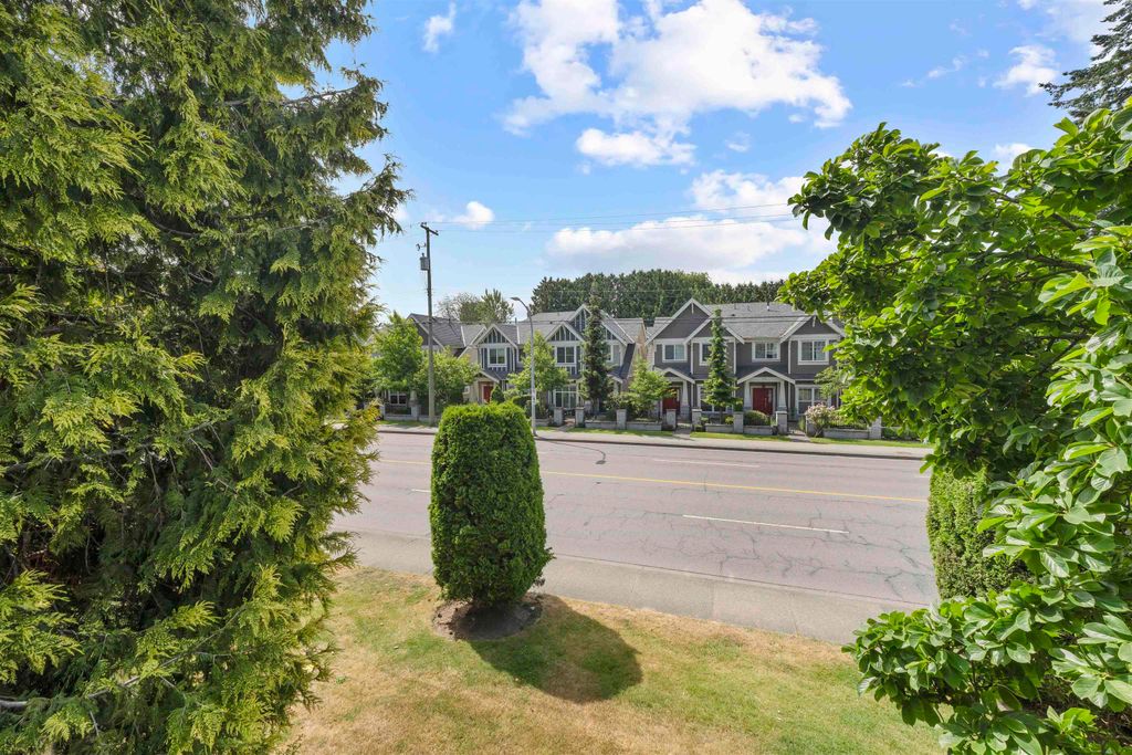 listing image 1103386901928003235