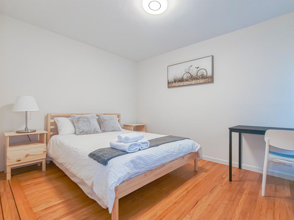 listing image 1108846139315382791