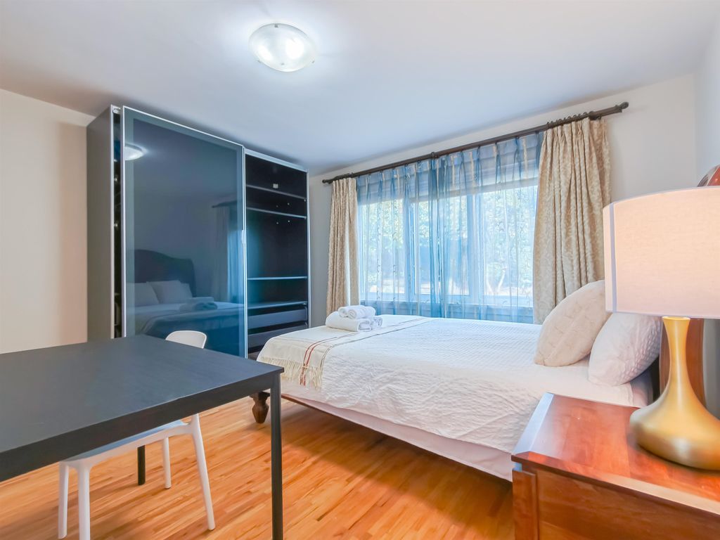 listing image 1107485738560321815