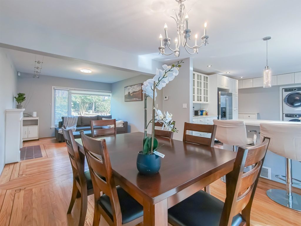 listing image 1104167142265446320