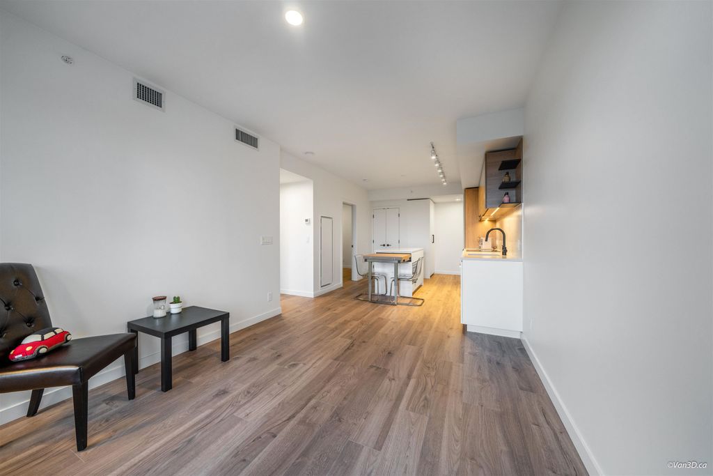 listing image 1100797999318707522