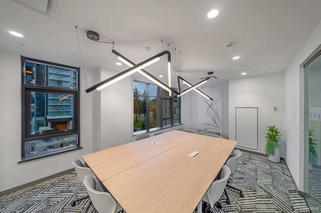 listing image 1105478541456086996