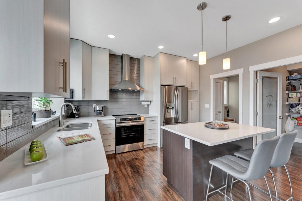 Photo of 6185 Rexford Drive, Chilliwack, BC V2R 0L3 (MLS # R3153669)