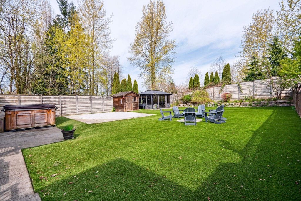 listing image 1105569765199573058
