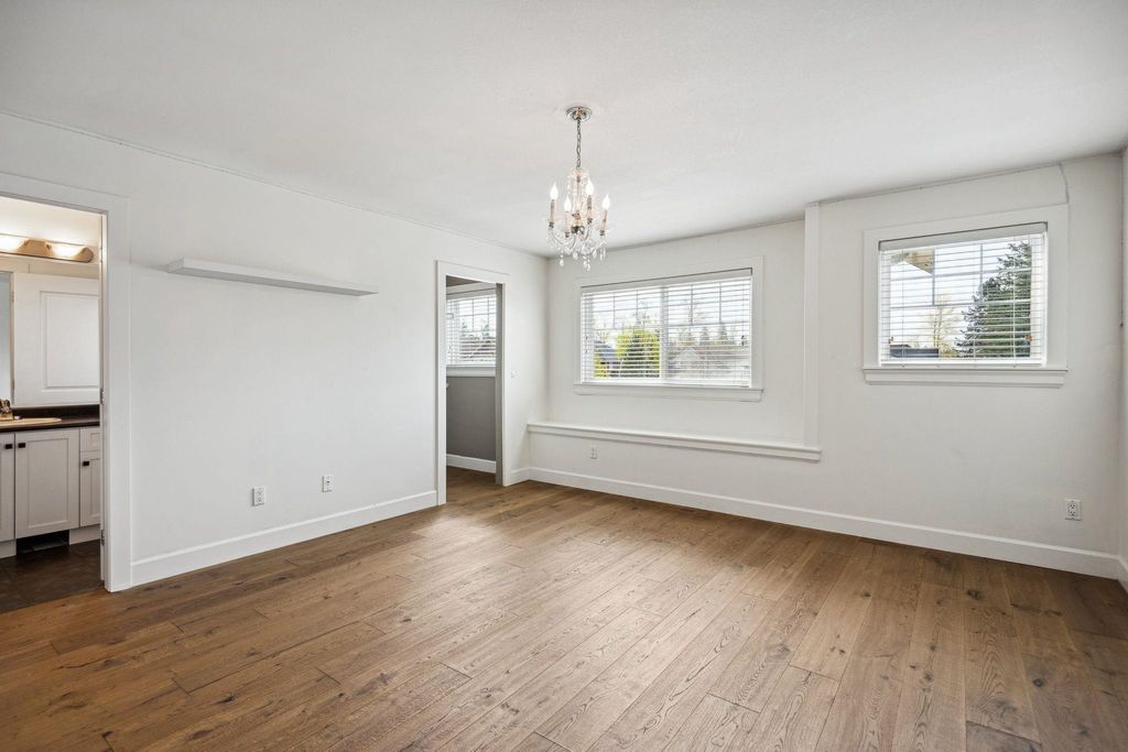listing image 1109180394421156458