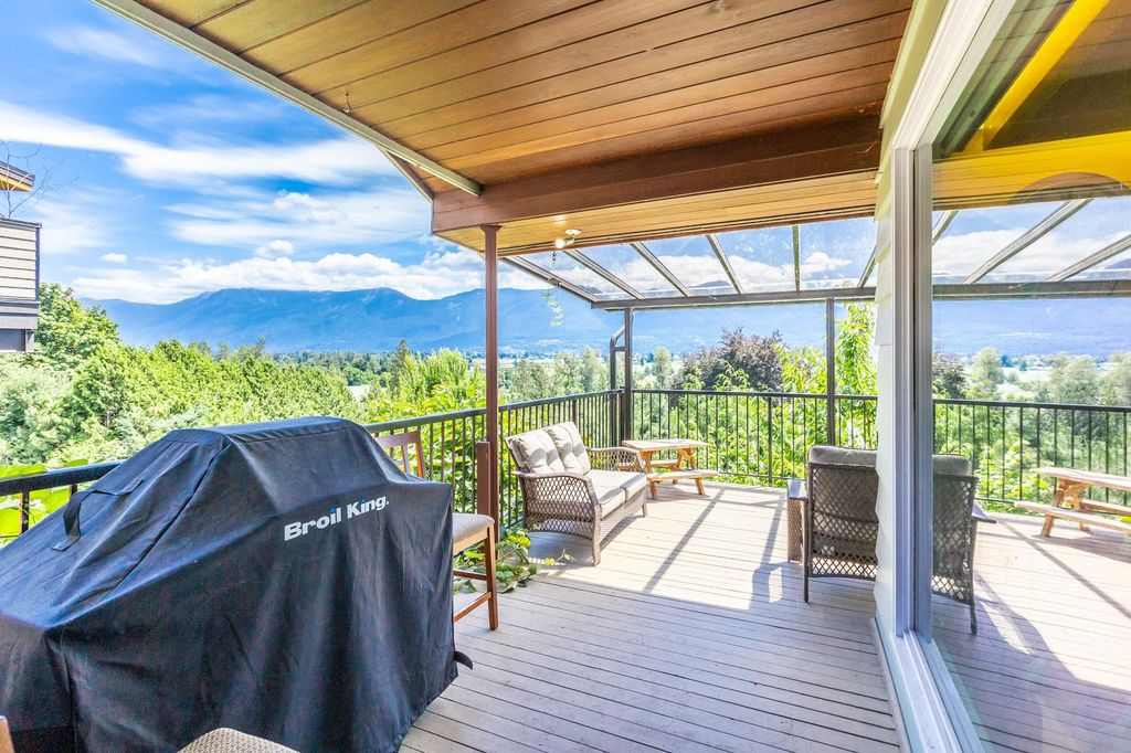 listing image 1100546111193712639