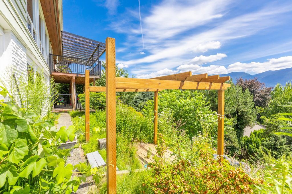 listing image 1102186835226373020