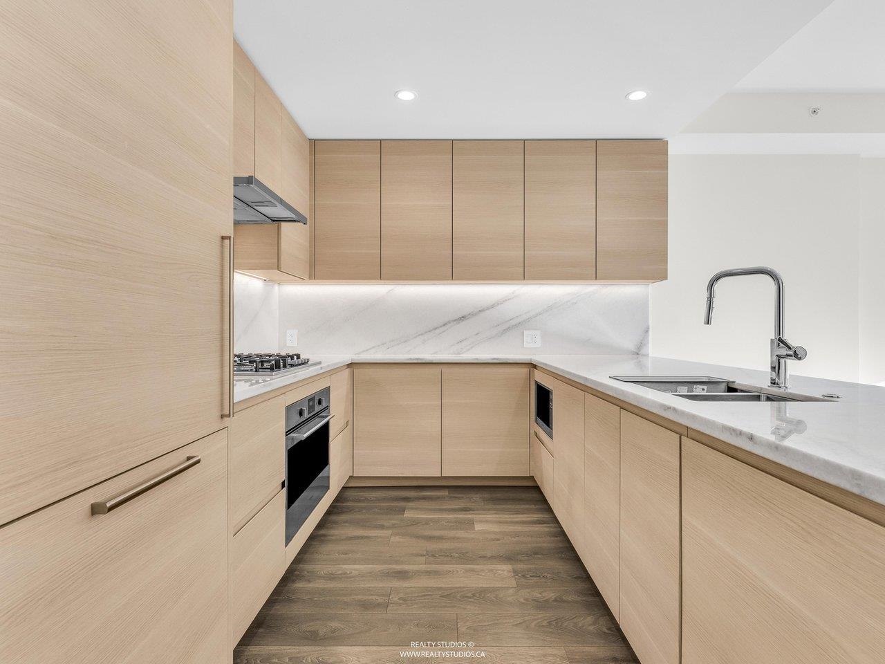 305 Morrissey Road 606