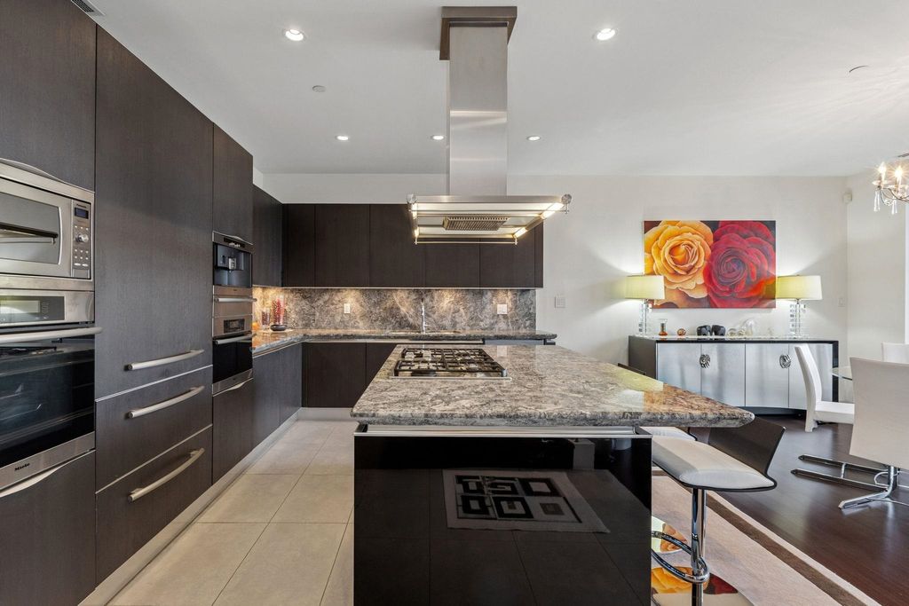 listing image 1108243244941074482