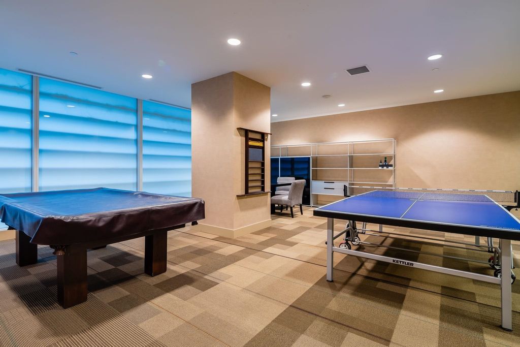 listing image 1109863546893566028