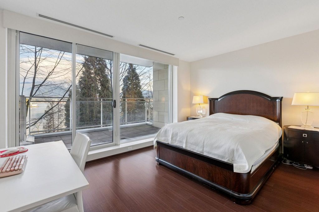 listing image 1104217651823886863