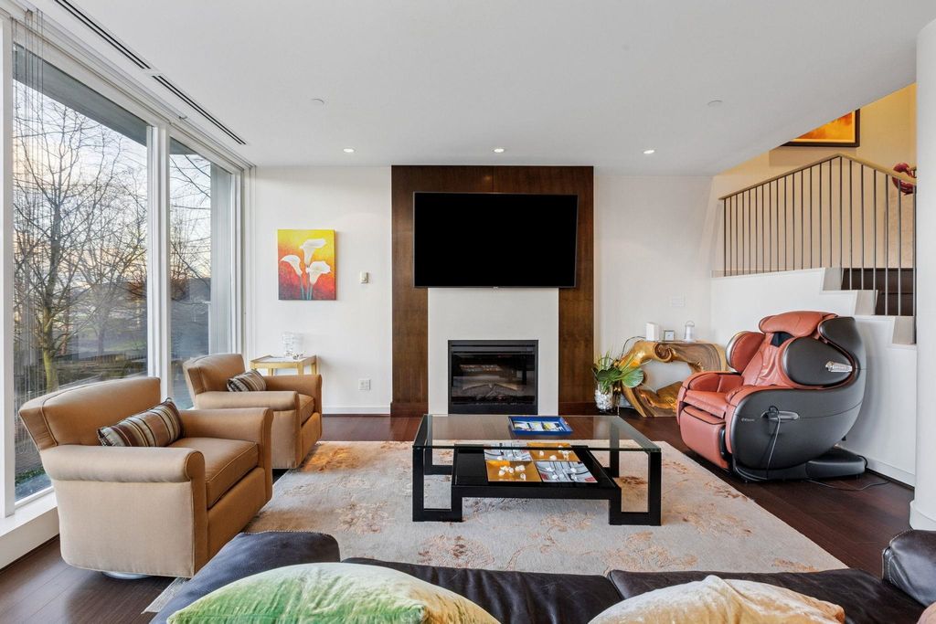 listing image 1108152292207074511
