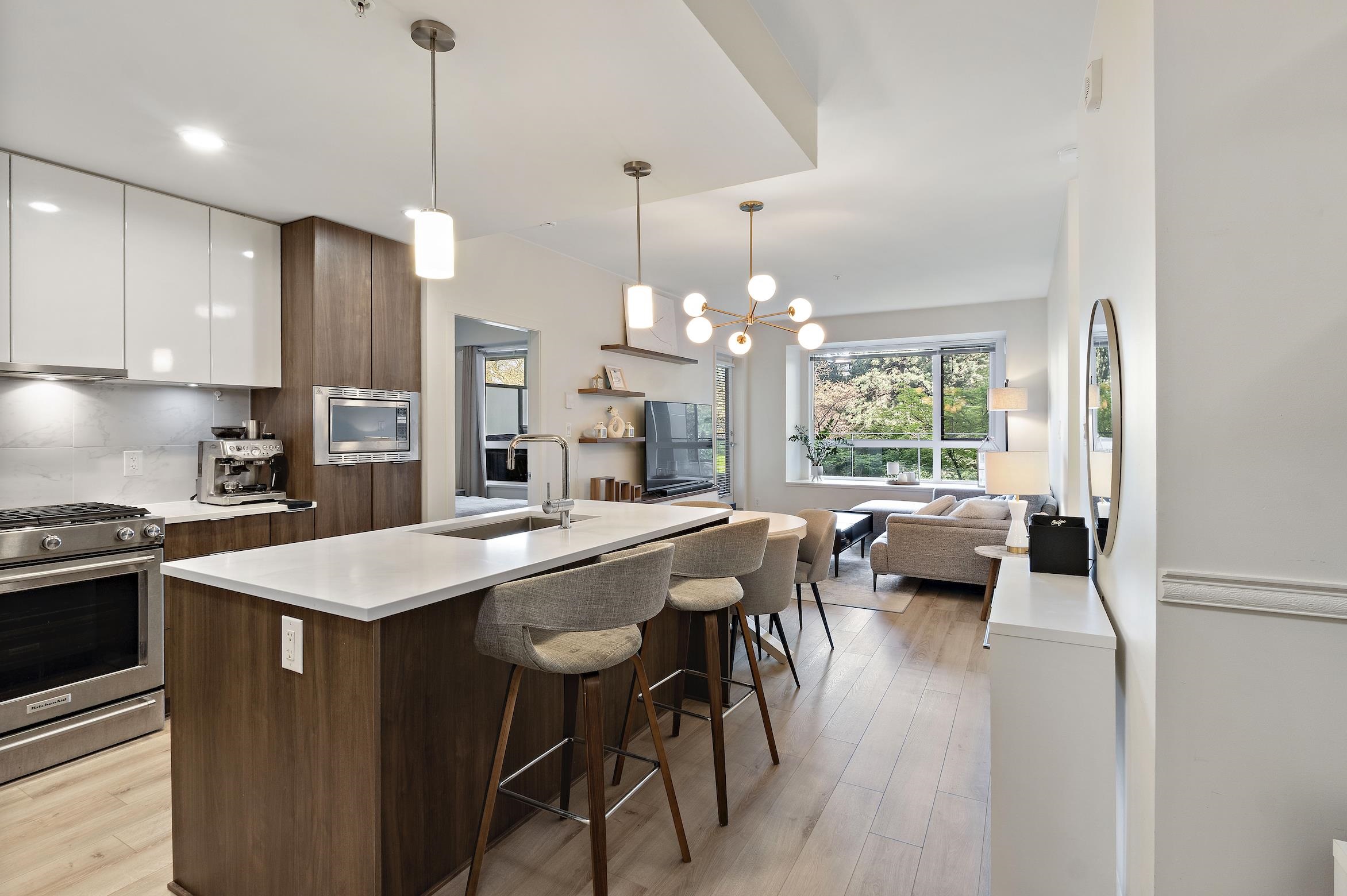 2188 Madison Avenue 214