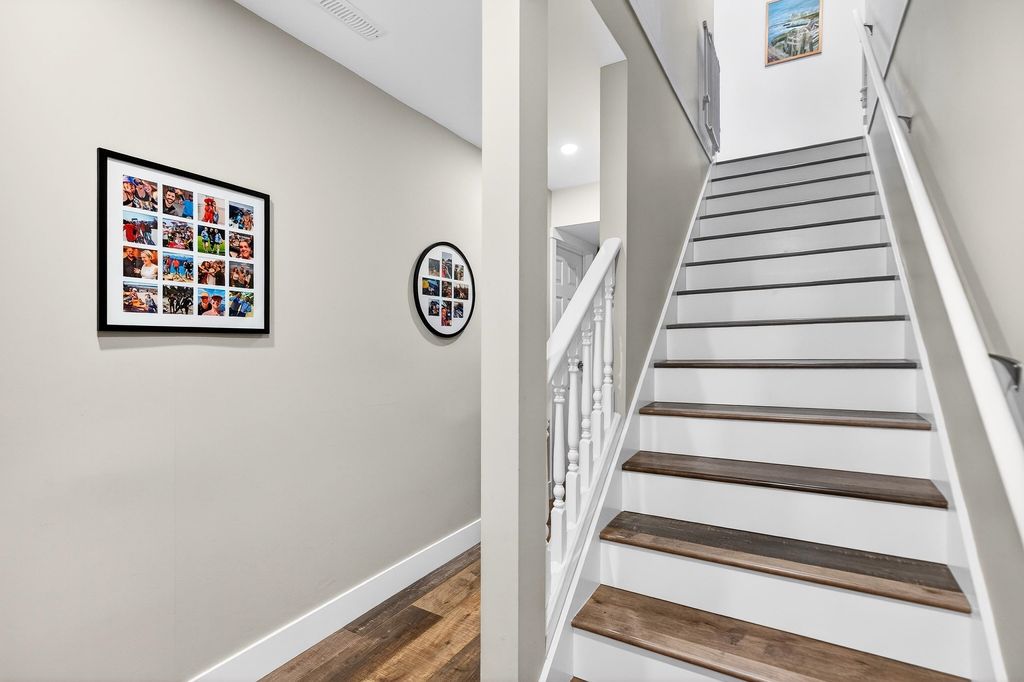 Photo of 11683 202a Street, Maple Ridge, BC V2X 0E5 (MLS # R3105856)