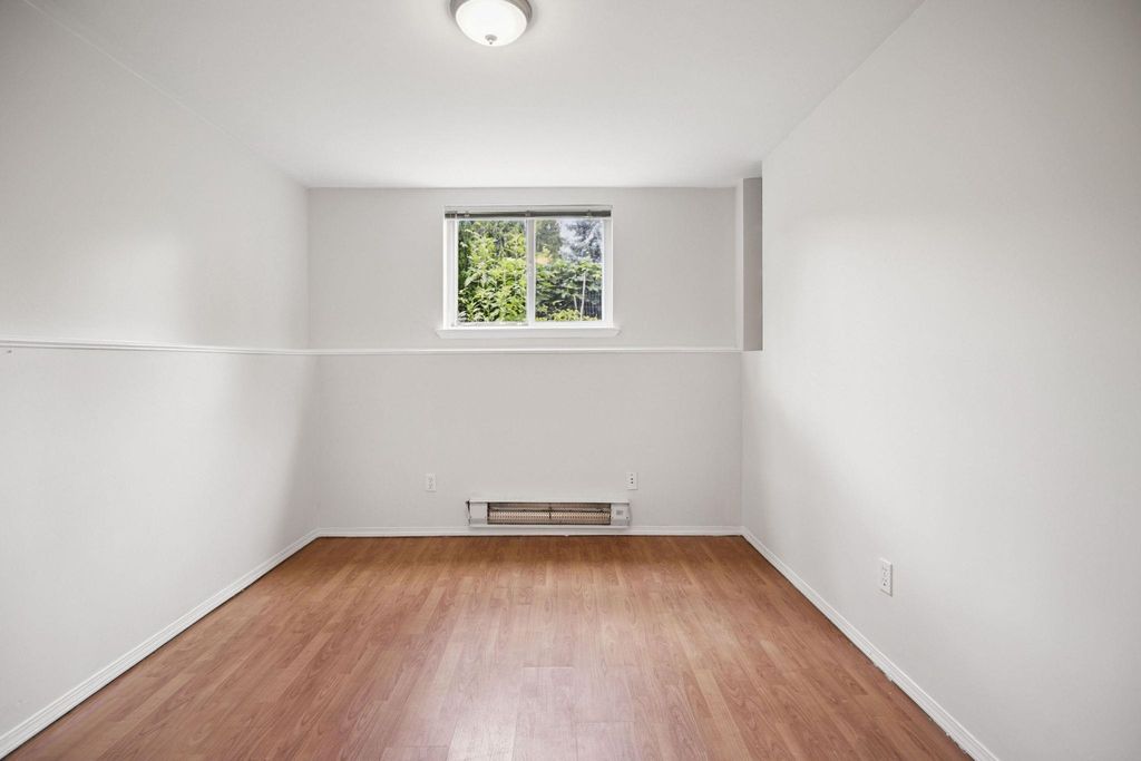 listing image 1105387238377659820