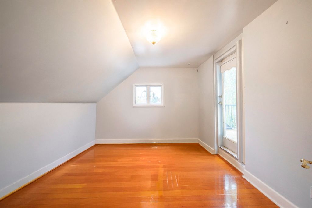 listing image 1101881912397253381